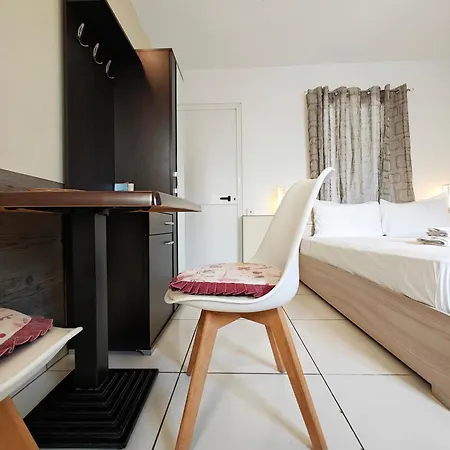 Corner View 4 * 마르사스칼라