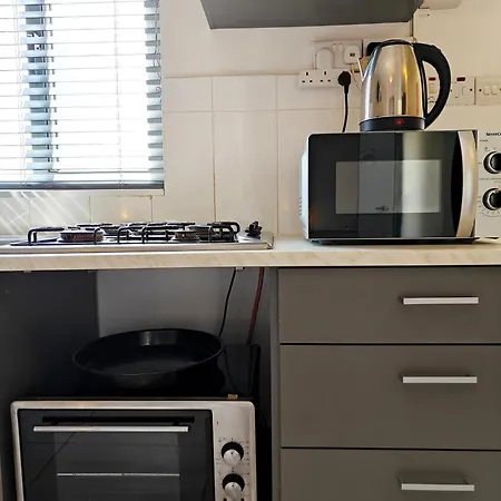 Corner View 4 Iz-Zlielaq