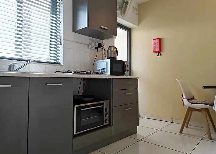 Corner View 4 * 마르사스칼라