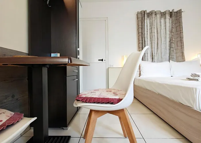 Corner View 4 * 마르사스칼라